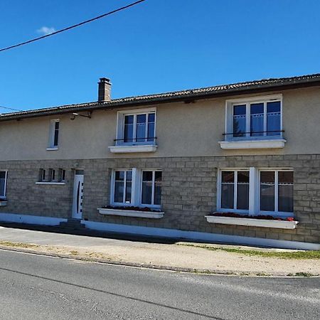 Gite Le Bois D Argonne Le Vieil-Dampierre Exterior foto